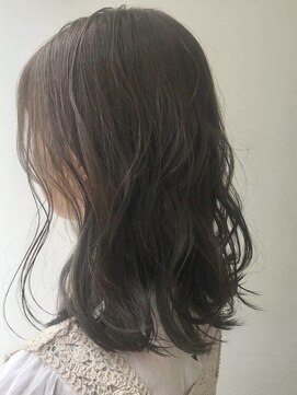 メモリーズ 銀座(Memories) 「光を含んで、しなやかに輝く髪へ」加藤