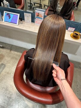 ヘアアンドメイク アース 聖蹟桜ヶ丘店(HAIR&MAKE EARTH) 髪質改善縮毛矯正
