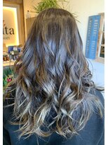 カシータヘアリゾート 熱田千年店(Casita Hair Resort) スモーキーベージュ