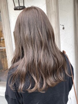 ロロネー 豊中(Lolonois) シークレットハイライトミルクティーグレージュ