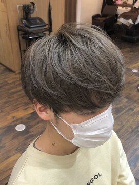 ラウ(LAU) アディクシー、イルミナカラー