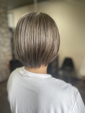 ジルチヘアー(Zilch hair) ショート前下がりボブ