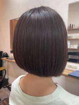 ベリテ 京成大久保(verite2) 30代40代50代/ワンサイドショートボブ丸み前下がり/アースカラー