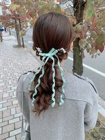 シャーマン(SHERMAN)&nbsp;ローポニーリボンアレンジ♪