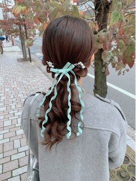 シャーマン(SHERMAN) ローポニーリボンアレンジ♪