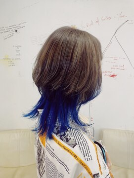 リンダ(LINDA) デザインカラー×ウルフカット