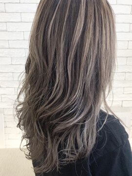 ヴァイブス(vibes) ミルクティーベージュ