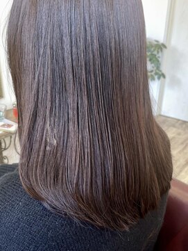 ラテ アトリエ(latte atelier) 大人可愛い/艶カラー/ナチュラルストレート