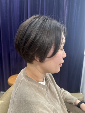 レガーレ(Legare) 前髪長めのショートボブスタイル