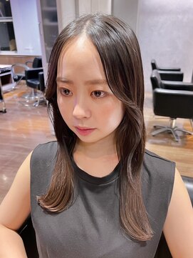シーズンズセントリック 吉祥寺(SEASONS Centric) 韓国風センターパート/顔周りレイヤー/シアーブラウン