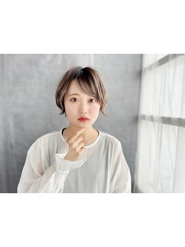 顔周りのデザインはもちろん、髪質や頭の形を見極めたグラデーションカットで立体感あるスタイルに♪