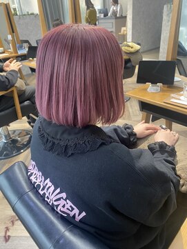 マーレ(MARLE./) ラベンダーピンク☆艶髪ボブで魅せる大人モードな推し活ヘア