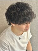 メンズマッシュウルフ波巻きスパイラルパーマ質感クリームパーマ