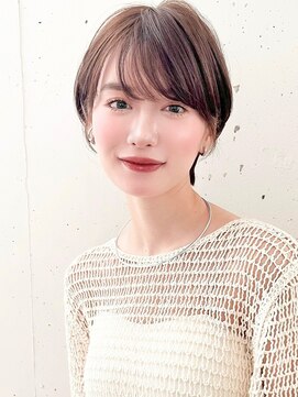 ビーチ(BEACH) イメチェン ピンクベージュ 前髪 大人ショート 似合わせカット
