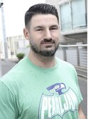 リバースセンターパート刈り上げセンターパートサーフカール