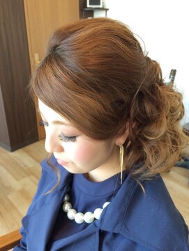 ヘアサロン チル(chill) 【Chill/本厚木】ゆるふわ編込みアップスタイル