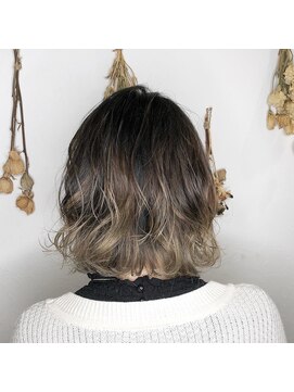 ウル(Ulu) ホワイトラベンダー×バレイヤージュ