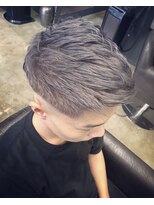 ヴァーヴヘアーファウンデーション(Verve Hair Foundation)&nbsp;シルバー×スキンフェード