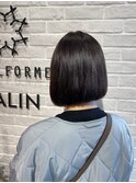前下がりボブ