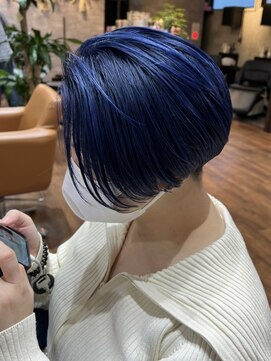 ロダット 横浜(LODAT by little) ショートボブ×ディープブルー【LODAT横浜】
