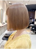 ショートボブハイライトカラーミルクティーベージュダブルカラー