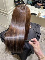 ロロ(ro-ro) 【恵比寿 ro-ro】スーパーロング、ブリーチ履歴毛も潤艶髪