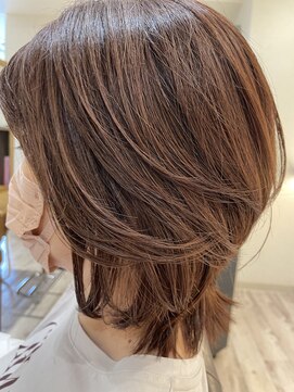 アフティ(afumty) キチンと感もあって大人っぽくアカ抜けスタイル