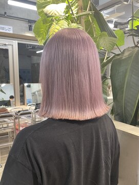 サンク 原宿 表参道(cinq) ミルクティーピンクアッシュカラータッセルボブ前下がりボブ