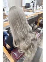 ココテラス(coco terrace)&nbsp;ブリーチ/ケアブリーチ/シルバーカラー/ハイトーン