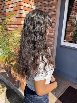 ビルズノア バイ ヤスオカ(BUILDS NOAH BY YASUOKA) スパイラルパーマ