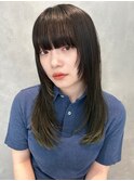 レイヤーカット/顔まわりレイヤー/重めバング/前髪カット