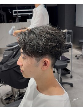 ステラ(STELLA) フェザーパーマ/毛流れパーマ/緩めパーマ/フェザーショート