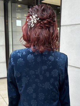 タリーゼ(TALISE) 編み込みハーフアップ