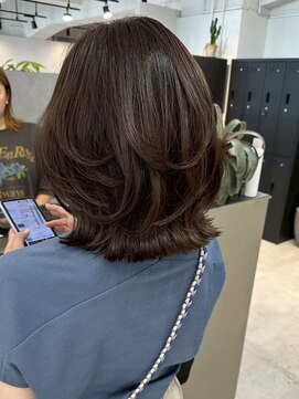 メリー オオサカ(Merly Osaka) レイヤーカット/似合わせカット