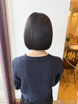 ルッツ(Lutz. hair design) 12/9 ボブ 切りっぱなし【千代田彩夏】