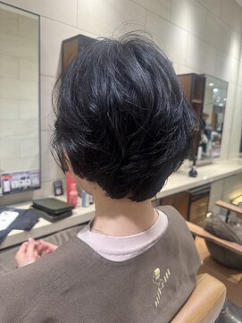 ピークアブー アヴェダ 池袋東武(PEEK-A-BOO AVEDA) ふんわりショートスタイル