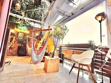 カシータ(casita)の雰囲気(ハンモックやテントがある森の中にいるような開放的な空間♪)