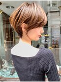 美シルエット×上質ショート×ヌーディーベージュ