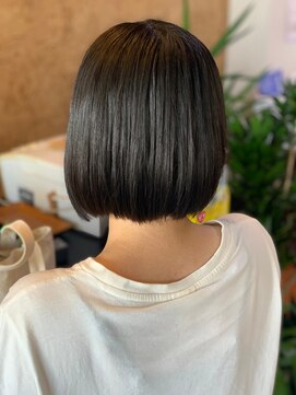 アークスヘアー 暗髪★大人耳掛け☆無造作×切りっぱなしボブ