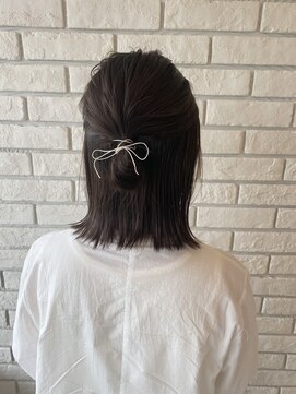 フルミー(fulme.) 切りっぱボブのハーフアップアレンジ☆