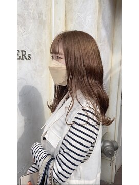 ダブルバイグリッター(W by GRITTERs) オリーブベージュ×セミロングシースルーバング