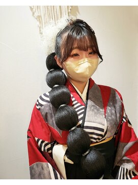 サーティーン(THIRTEEN) 個性が光る( ☆∀☆)オシャレ卒業式♪《20代》