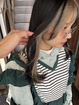 アヴァンス 天王寺店(AVANCE.) インナーカラー×ミルクティーベージュ