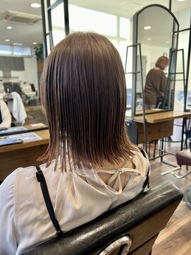 マンプス イルミナカラー、グレージュカラー