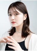 ぱっつん前髪シンプルストレート薄めバング鎖骨ミディアムボブ