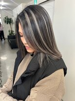 キング 枚方店(K!ng)&nbsp;【枚方、高槻、梅田】ホワイトハイライト