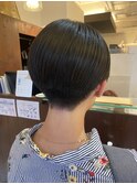 レディース　刈り上げショート