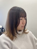 リノアバイフェリア(LINO’A by felia)&nbsp;ミディアムレイヤー/小顔に見せるくびれカット/20代30代40代