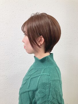 ジェナ(Jena) オリーブベージュ ショートボブ