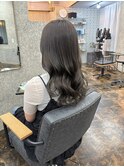 オリーブグレージュ